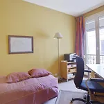Elegant Flat In The 16Th Arrondissement Of Paris - Welkeys