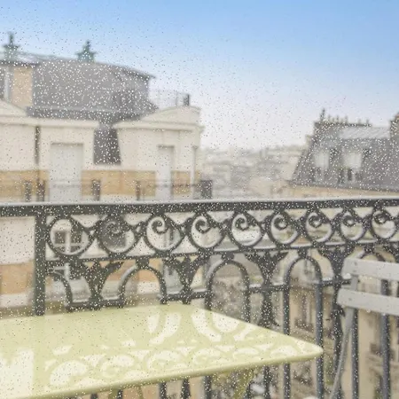 Elegant Flat In The 16th Arrondissement Of - Welkeys Apartment Paris