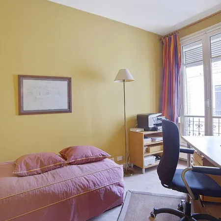 Apartment Elegant Flat In The 16th Arrondissement Of - Welkeys *